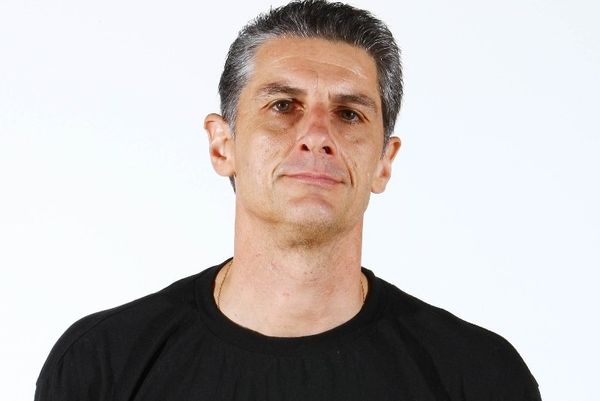 Επαφές με δύο το Μαρούσι