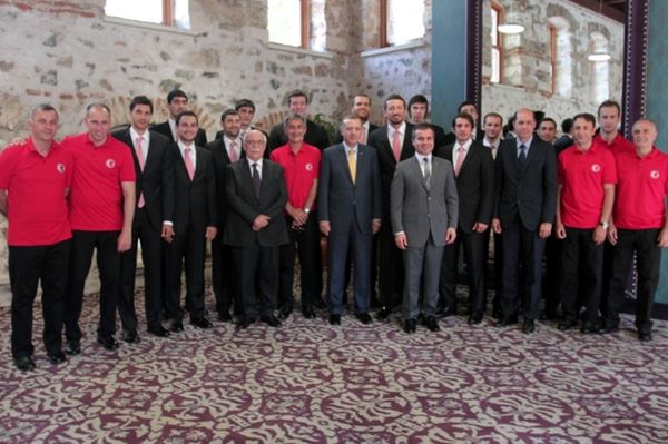 Υποσχέθηκαν τελικό στον Ερντογάν