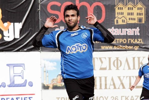 Έβαλε Καραχάλιο στη μηχανή της η Λάρισα