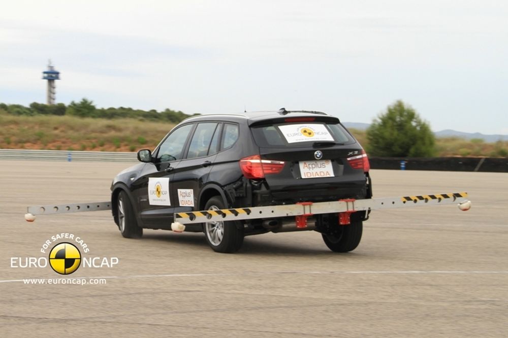 Πέντε αστέρια για BMW X3 στο Euro NCAP