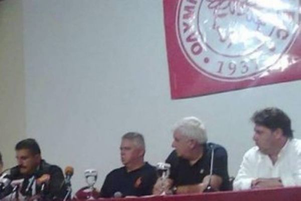 Μποτσιβάλης: «Έχω αγοράσει τον Ολυμπιακό»!