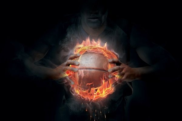 H μπάλα είναι στα χέρια σου!