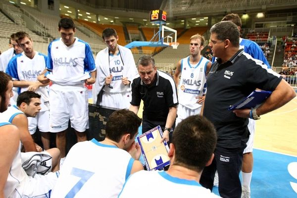 Ζούρος: «Δεν υπάρχουν φαβορί»