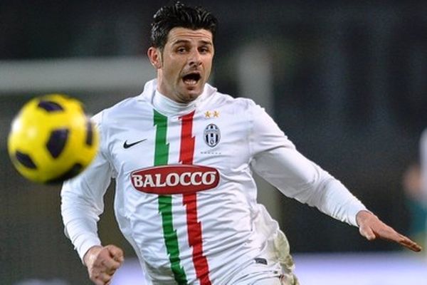 «Δεν φεύγει ο Ιακουίντα»