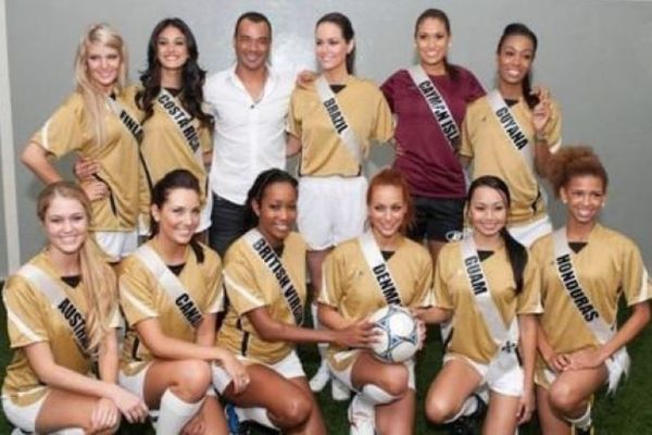 Ο Καφού και τα… μοντέλα