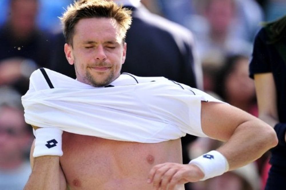 Αποσύρθηκε ο Σόντερλινγκ