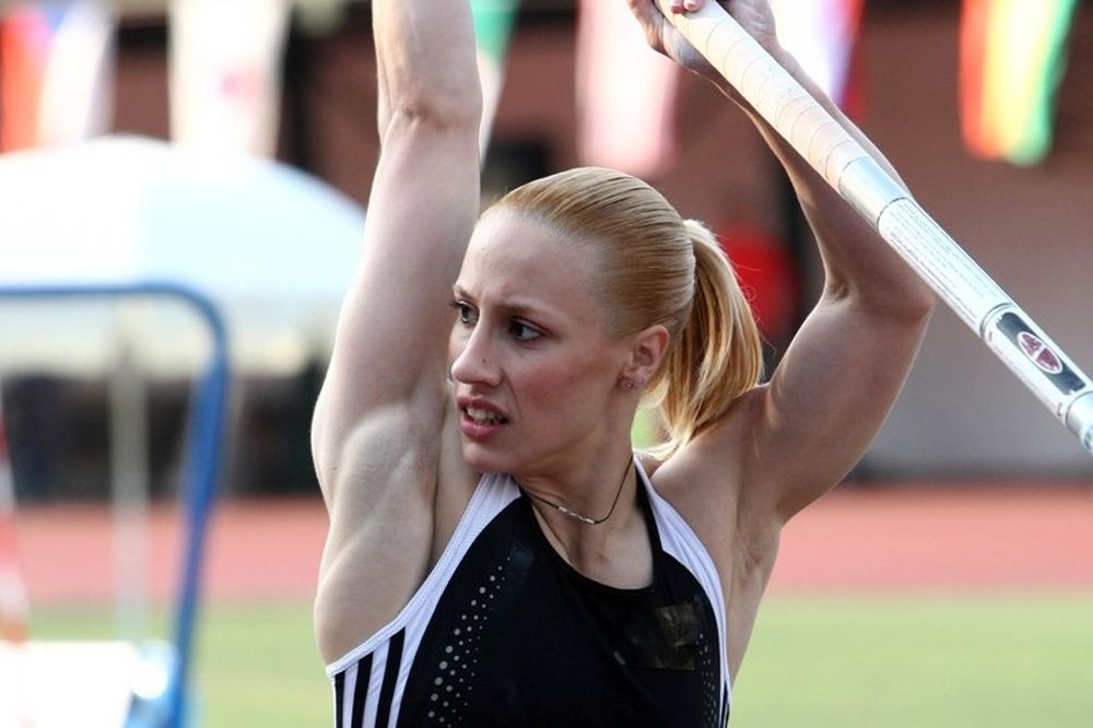 Επιστρέφει στην Αθήνα η Νικόλ