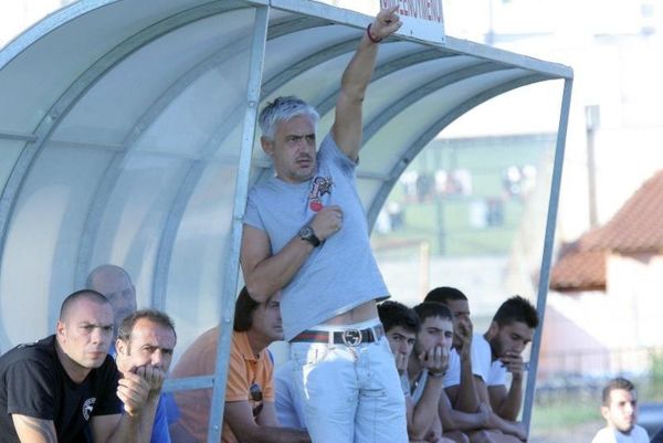 Νίκη και… μεταγραφές η Δόξα