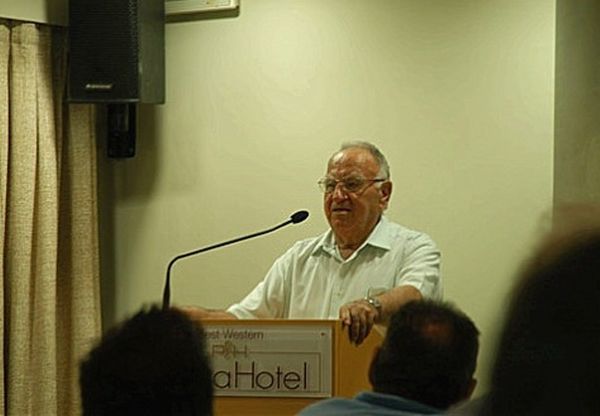 Νέος πρόεδρος ο Κόκκινος