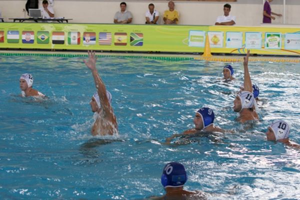 «Έσπασε» το ρόδι το Ουζμπεκιστάν