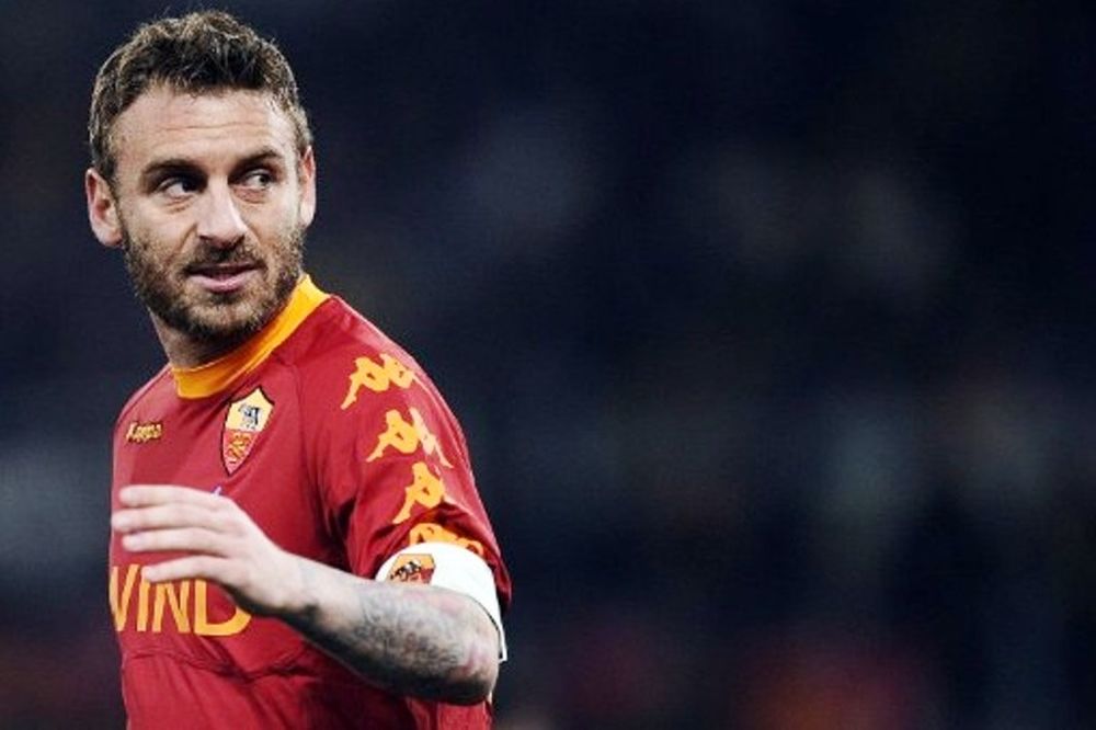 Μαντσίνι: «Για πάντα στην Ρόμα ο Ντε Ρόσι»