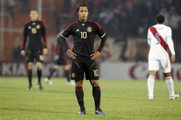 «Πυρά» Ντος Σάντος σε Ρέντναπ!