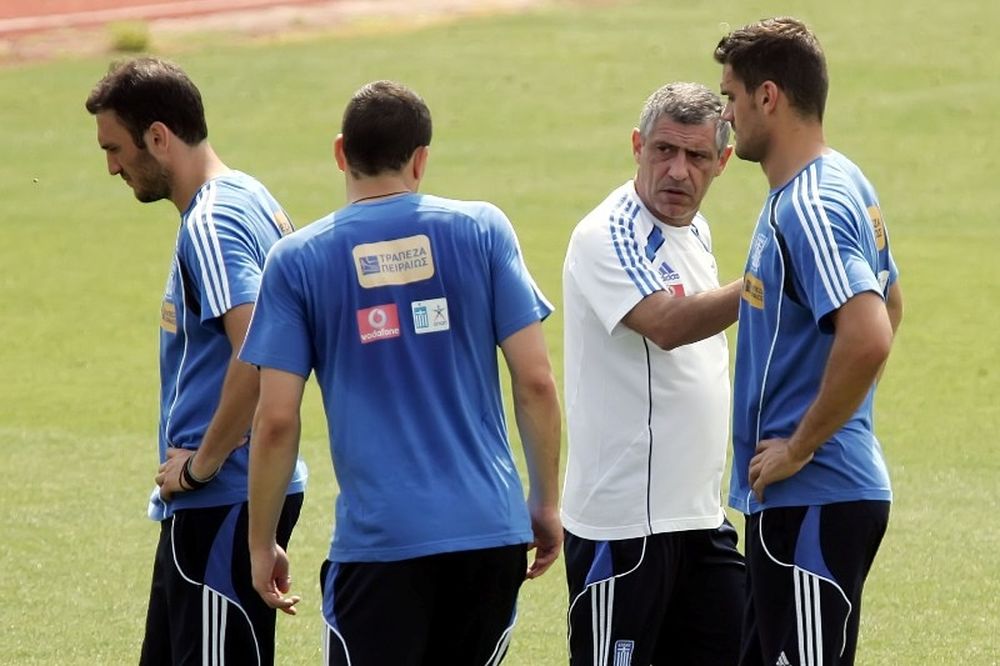 «Κόκκινο» Σάντος για Κονέ