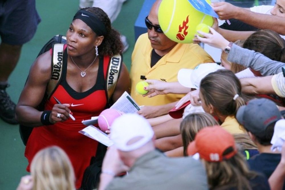 Στους «16» η Σερένα