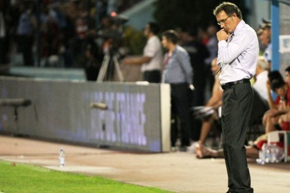 Φοβάται τον εφησυχασμό ο Μπλαν