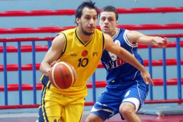 Εξετάζει Κορωνίδη