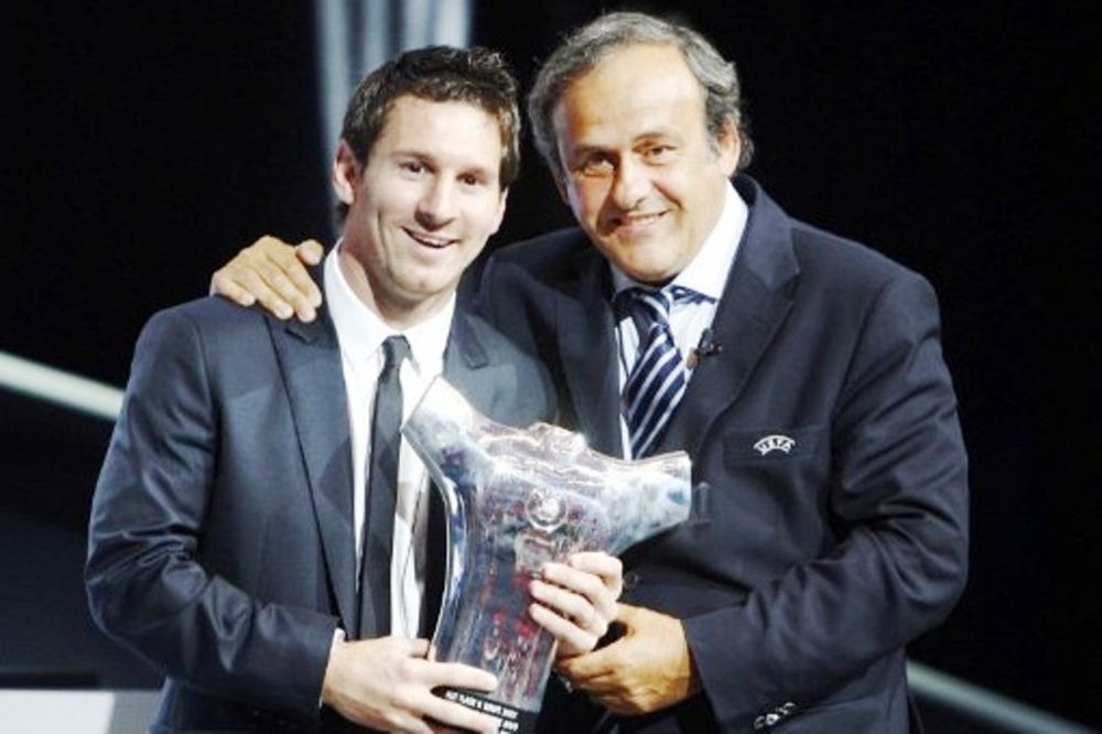 Πλατινί: «Μοναδική η Μπαρτσελόνα»