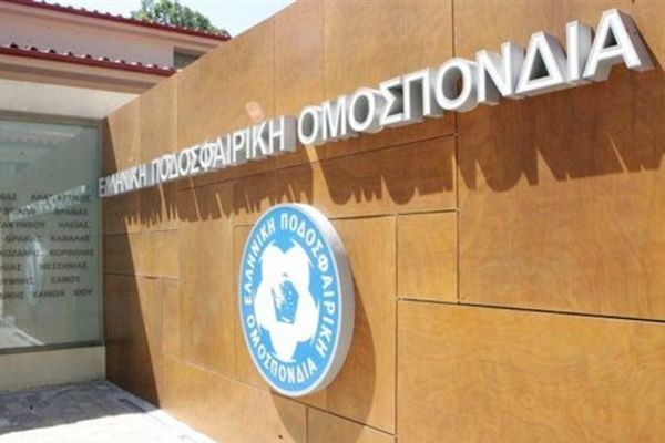 Η παραίτηση και τα «καρφιά» Σφυρή