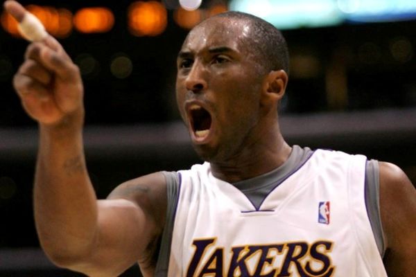 Έρχεται Αθήνα ο Κόμπι!