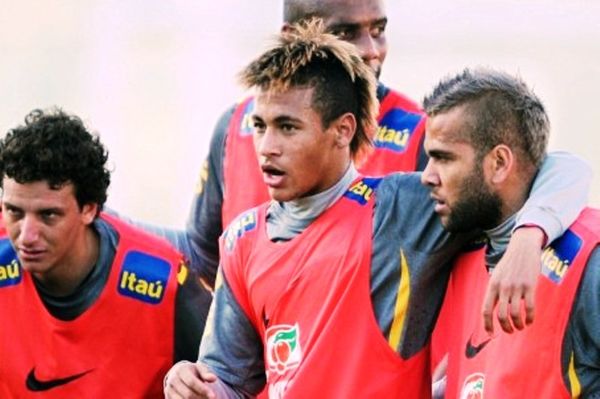 Άλβες: «Θα βοηθήσω για Νεϊμάρ»