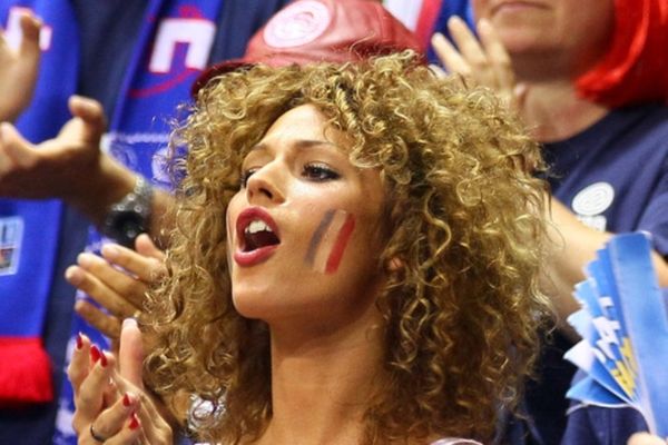 Η Μις Μπατούμ και ο Ολυμπιακός