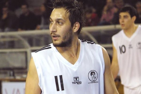 Έντονο φλερτ με Κορωνίδη