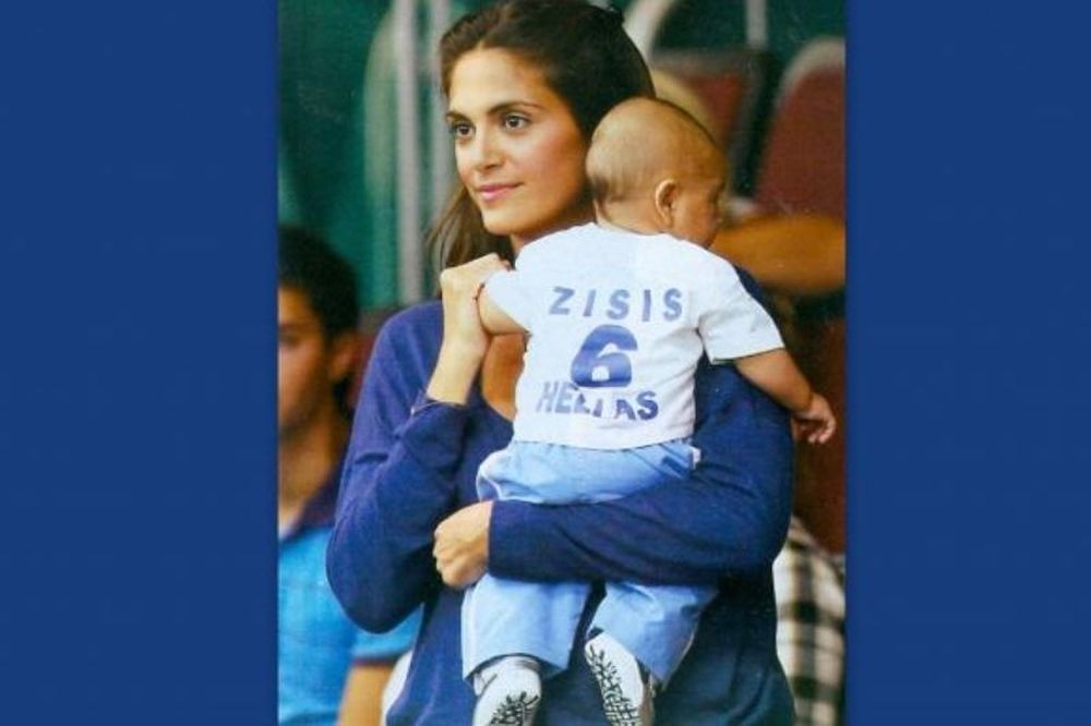  Φανή Ζήση: Με τον Ζήση τζούνιορ στο γήπεδο