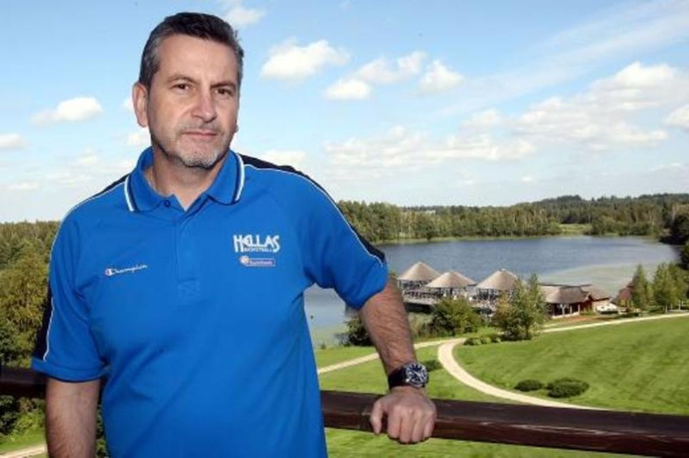 Ζούρος: «Ικανοποίηση και προσγείωση»