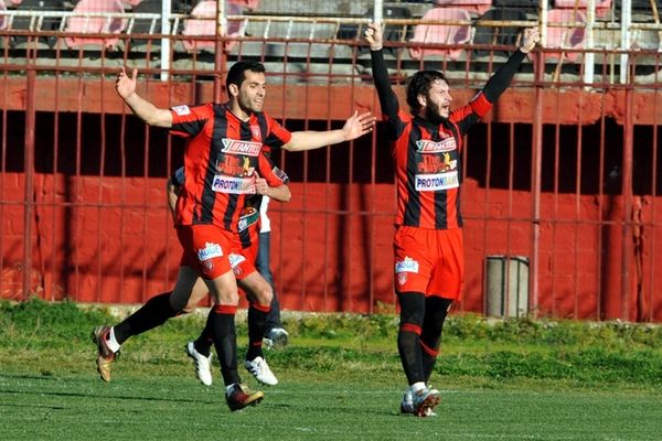 Χαμόγελα για την εμφάνιση της Παναχαϊκής