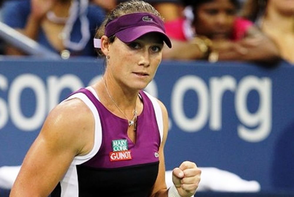 Στον τελικό η Στοσούρ