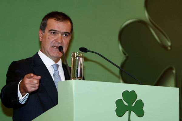Ποιος πληρώνει τον βαρκάρη κ. Αντρέα;