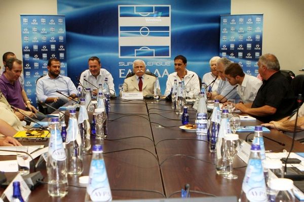 Βγαίνει το πρόγραμμα...