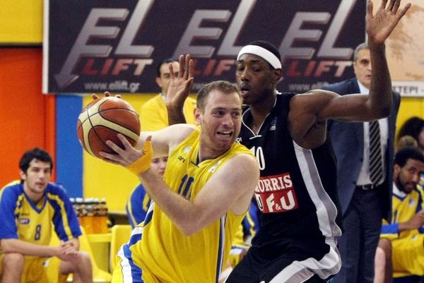 Επαφή με Μάντζαρη