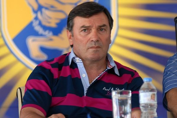 Τεννές: «Δεν έχουμε καιρό για πανηγύρια»