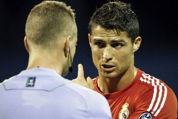 Κριστιάνο: «Είμαι όμορφος, πλούσιος και σπουδαίος»