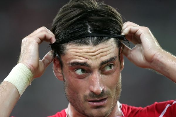 Τραβάει τα μαλλιά του ο Τερίμ με Ριέρα!