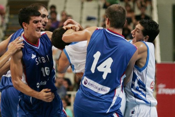 Περιπετειώδης προϊστορία