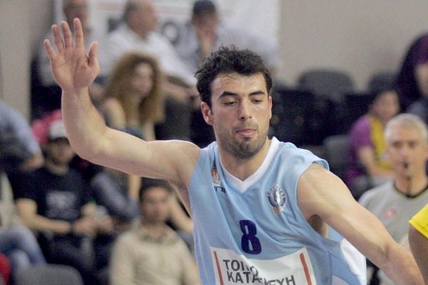 Πήρε Μανωλόπουλο