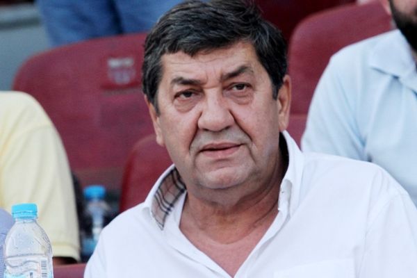 Απόσυρση Αρκουμάνη από τις εκλογές 