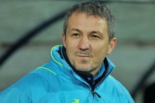 Μαζεύει πράγματά του ο Σκόρια