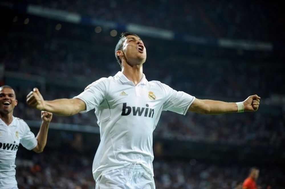 Ρονάλντο: «Γιατί όχι στη Μπαρτσελόνα;»