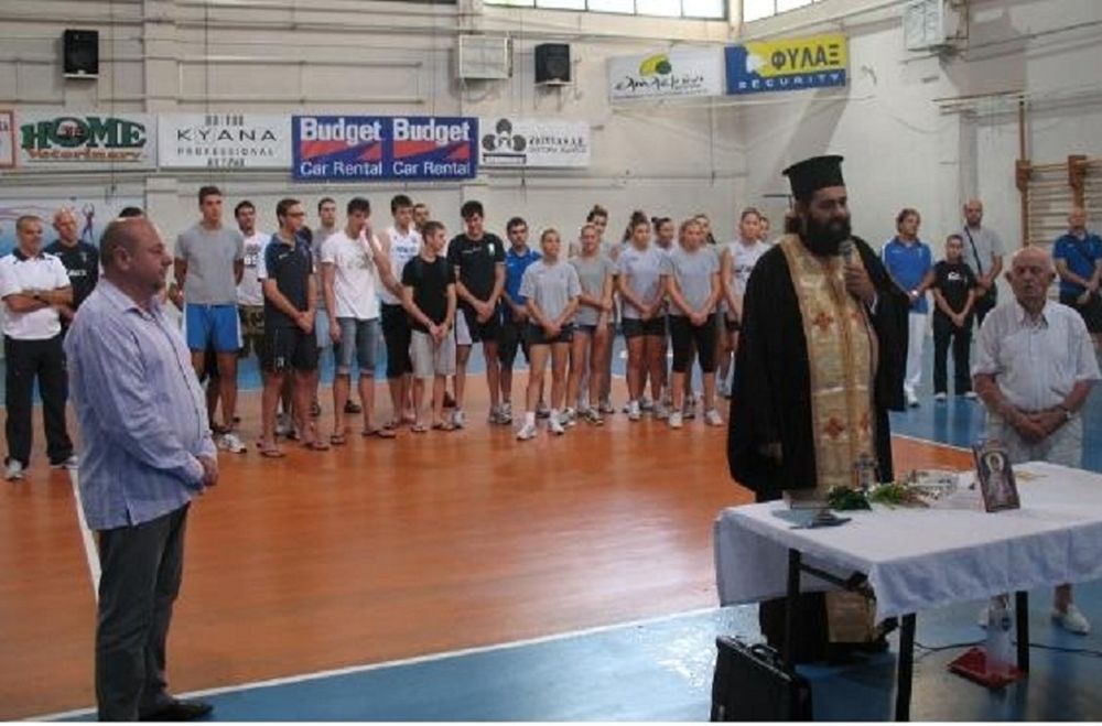 Αγιασμός στα «κυανόλευκα» τμήματα 