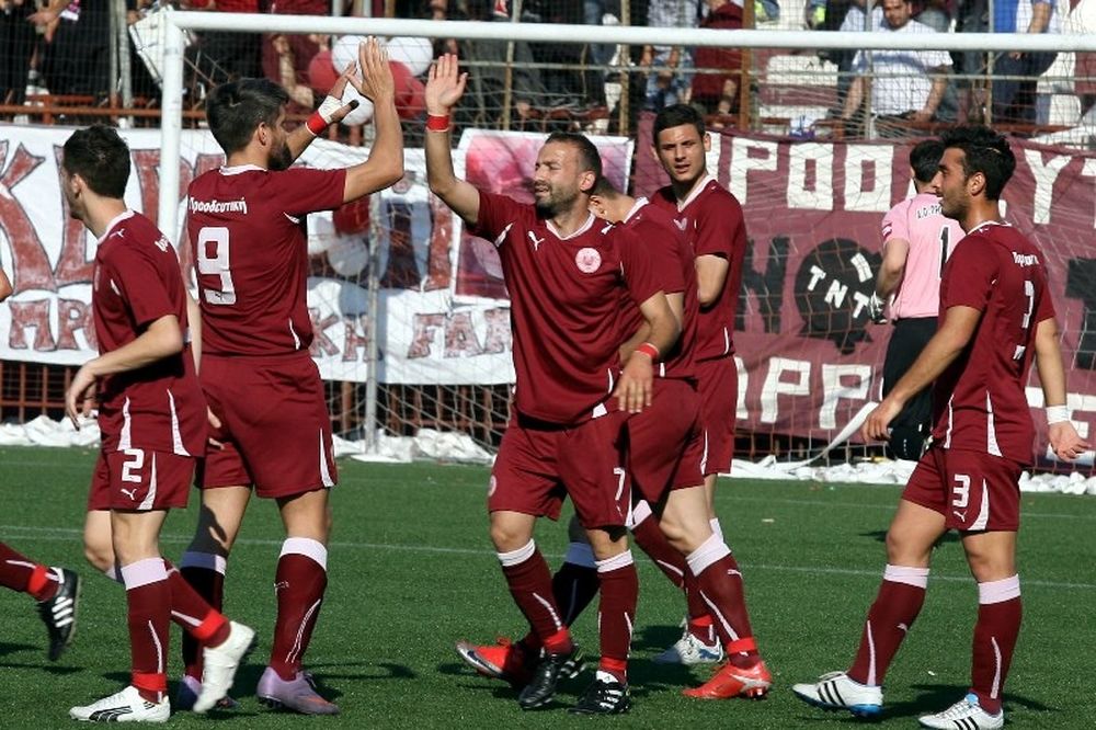 Τη σταμάτησαν τα δοκάρια