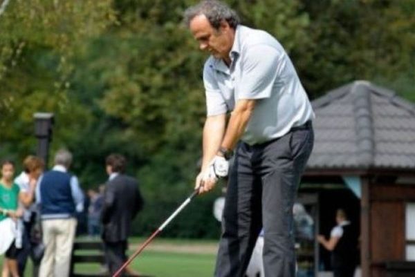 Όταν ο Πλατινί παίζει… γκολφ