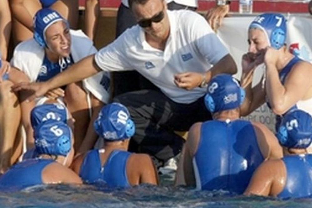 Πετράκης: «Φανταστική χρονιά για το γυναικείο πόλο»