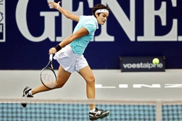 Πρόκριση για Λένα