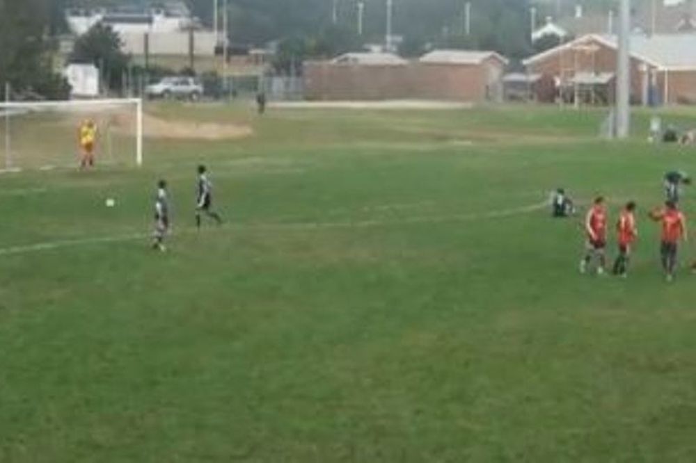 Και αυτογκόλ και τραυματισμός!(video)