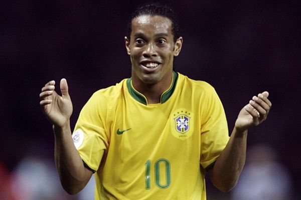 Στην Εθνική για να μείνει ο Ροναλντίνιο;