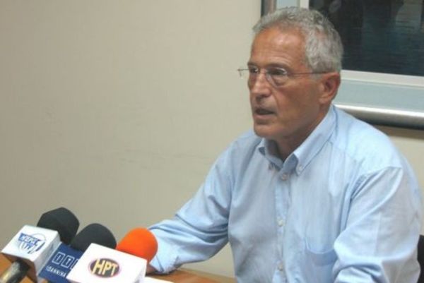 Απάντηση Κρανά σε Ντεμόλ