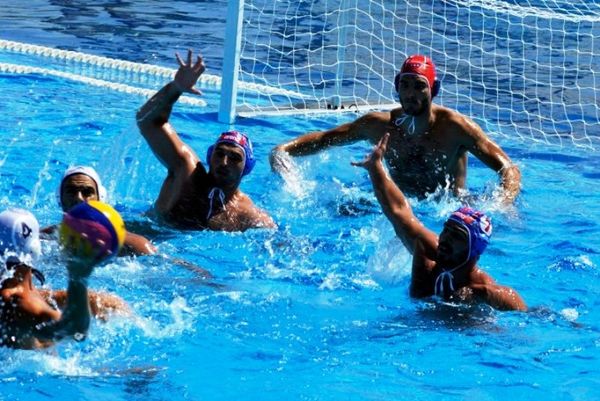 Συνεχίζει απτόητος ο Πανιώνιος